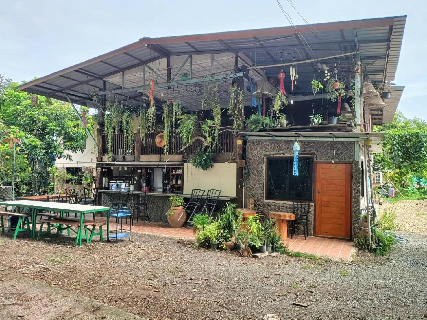 เฮือนน้ำน่าน House By The River Nan Uttaradit Exterior foto